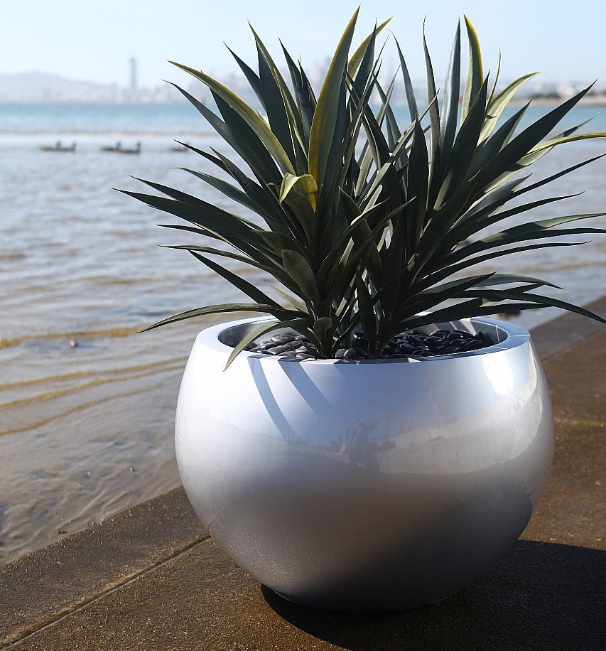 Curved Fiberglass Container - LDF SilkCONTAINERS